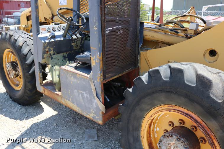 image for item DB9393 1974 Badger 544 telehandler