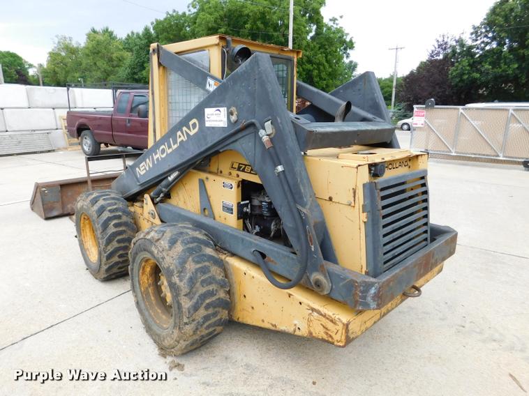 image for item DB9398 1994 New Holland L783 skid steer