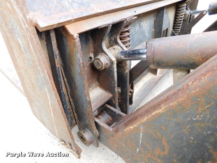 image for item DB9398 1994 New Holland L783 skid steer