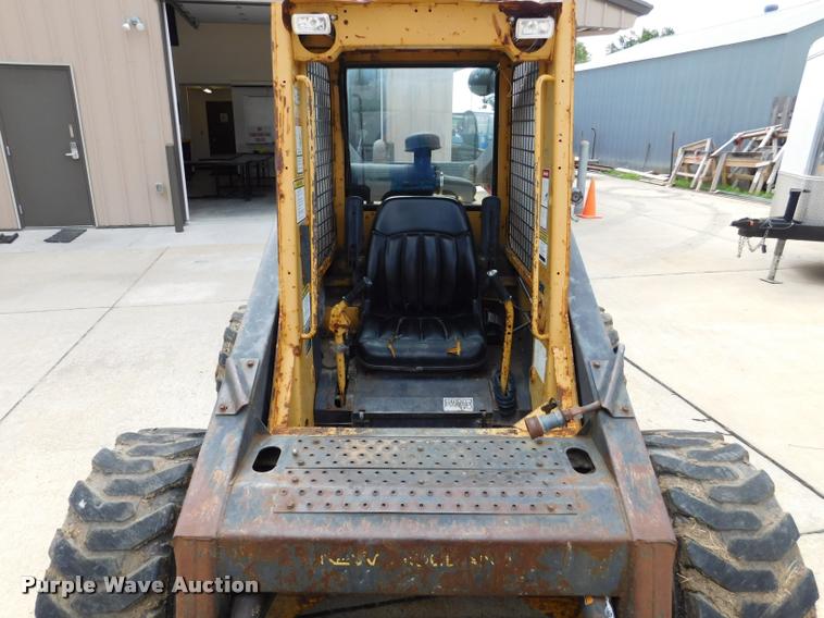 image for item DB9398 1994 New Holland L783 skid steer