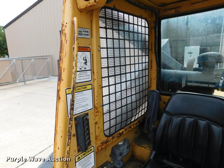 image for item DB9398 1994 New Holland L783 skid steer