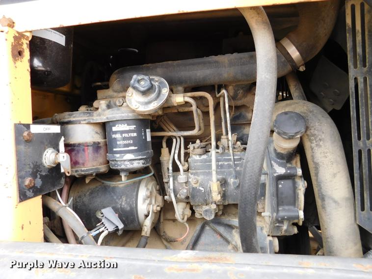 image for item DB9398 1994 New Holland L783 skid steer