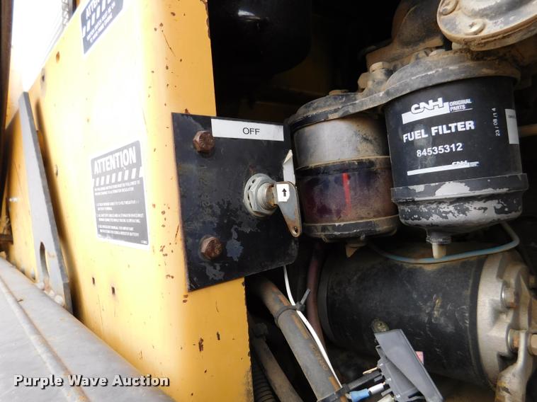 image for item DB9398 1994 New Holland L783 skid steer