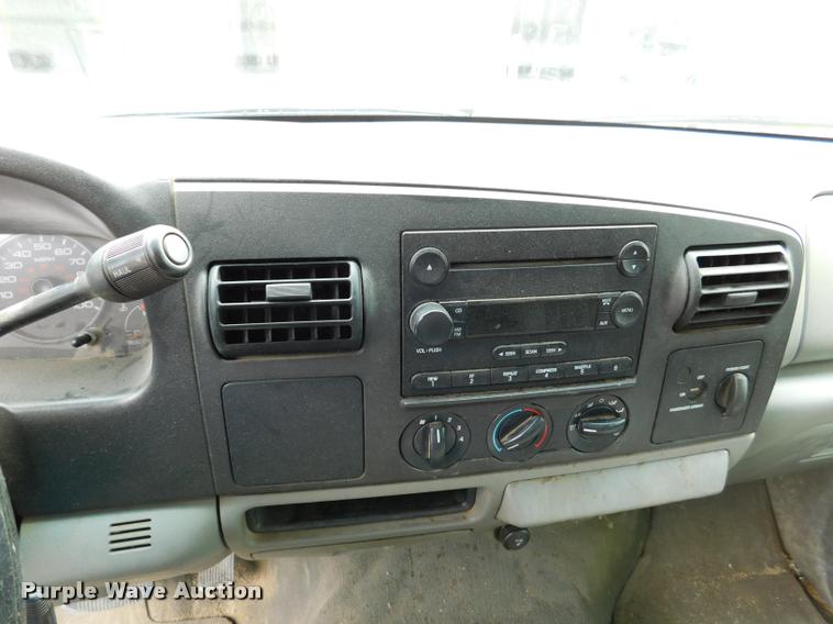 image for item DB9399 2006 Ford F250 Super Duty SuperCab pickup truck