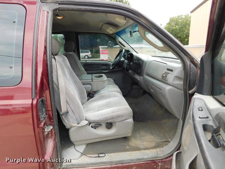 image for item DB9399 2006 Ford F250 Super Duty SuperCab pickup truck