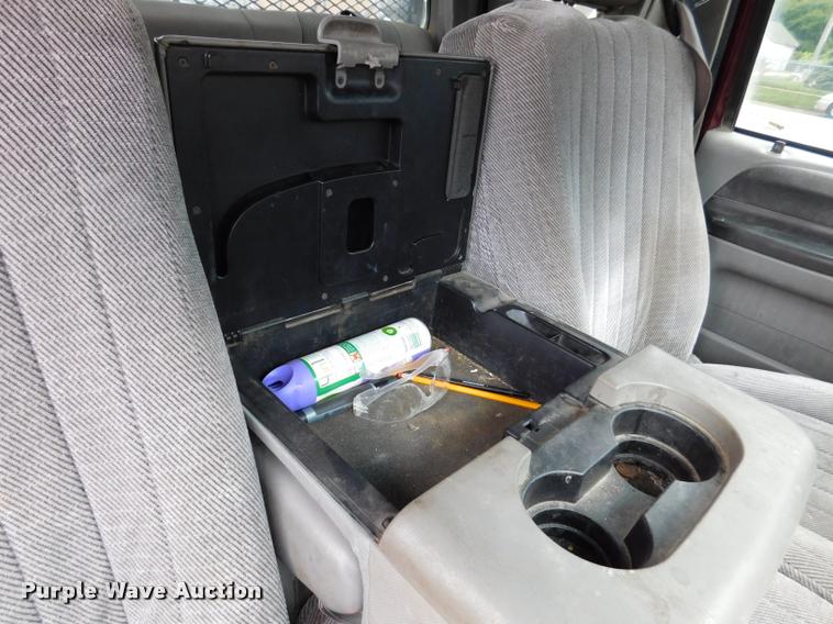 image for item DB9399 2006 Ford F250 Super Duty SuperCab pickup truck