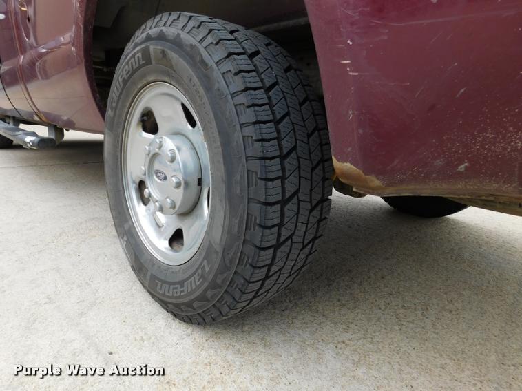 image for item DB9399 2006 Ford F250 Super Duty SuperCab pickup truck