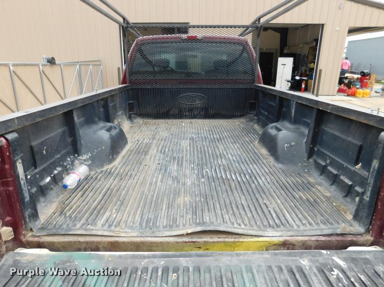 image for item DB9399 2006 Ford F250 Super Duty SuperCab pickup truck