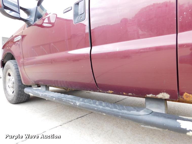 image for item DB9399 2006 Ford F250 Super Duty SuperCab pickup truck
