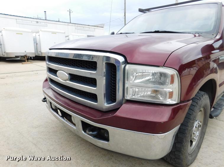 image for item DB9399 2006 Ford F250 Super Duty SuperCab pickup truck