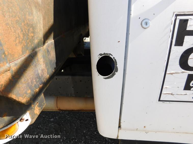 image for item DB9402 1979 International Loadstar grain truck