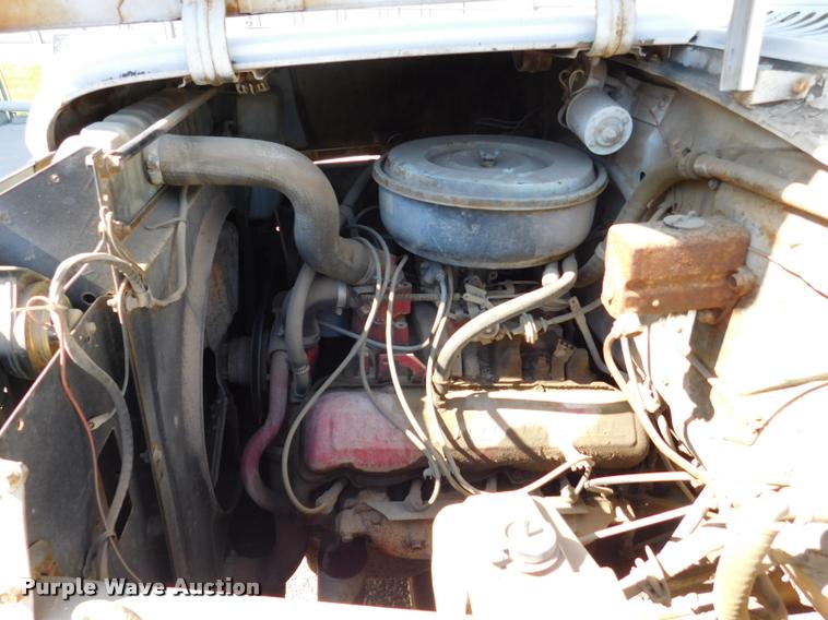 image for item DB9402 1979 International Loadstar grain truck