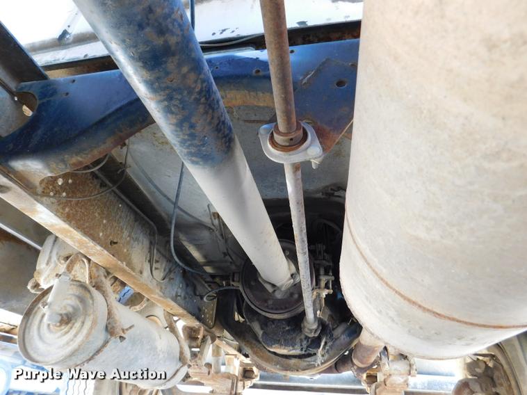 image for item DB9402 1979 International Loadstar grain truck