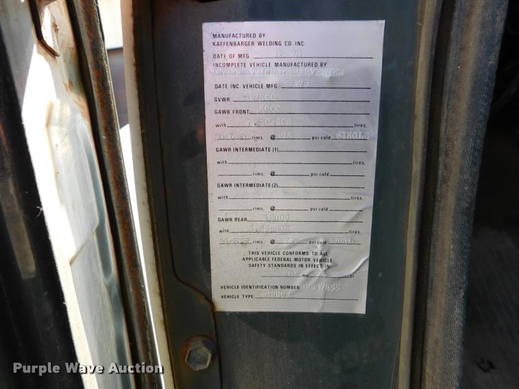 image for item DB9402 1979 International Loadstar grain truck