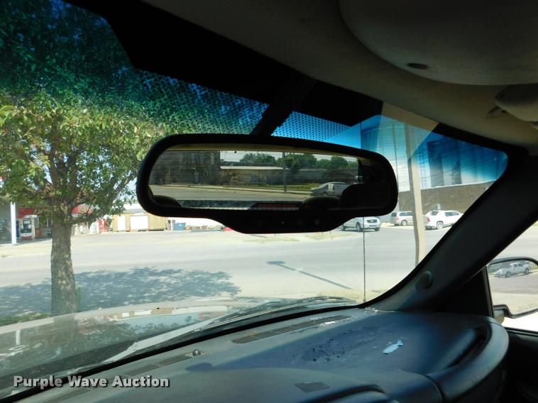 image for item DB9412 2004 Chevrolet Silverado 1500 Z71 Ext. Cab pickup truck