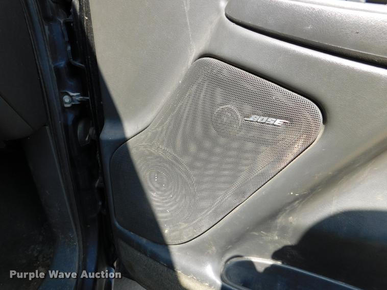 image for item DB9412 2004 Chevrolet Silverado 1500 Z71 Ext. Cab pickup truck