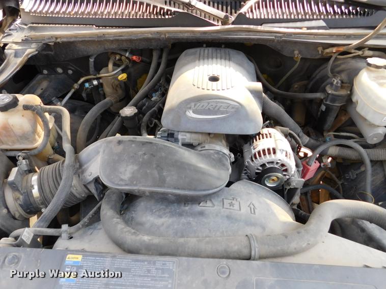 image for item DB9412 2004 Chevrolet Silverado 1500 Z71 Ext. Cab pickup truck