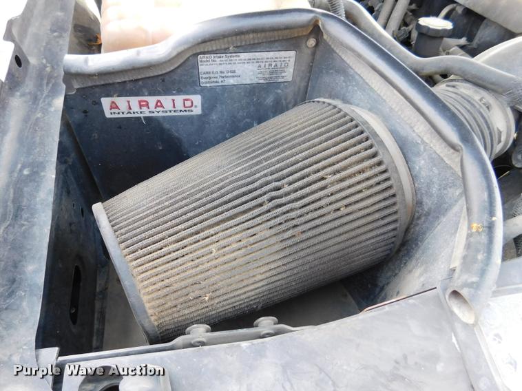 image for item DB9412 2004 Chevrolet Silverado 1500 Z71 Ext. Cab pickup truck