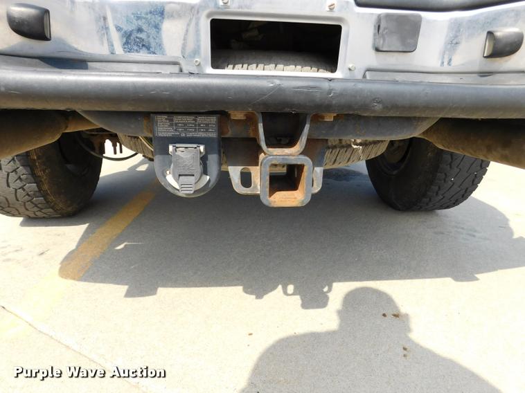 image for item DB9412 2004 Chevrolet Silverado 1500 Z71 Ext. Cab pickup truck