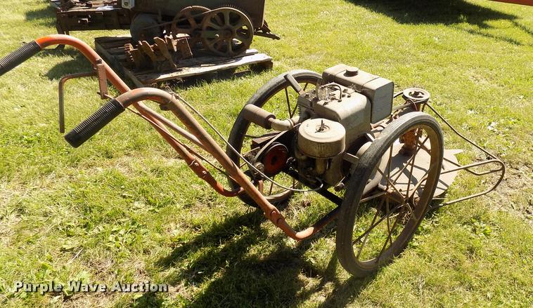 image for item DC4963 Bachtold mower