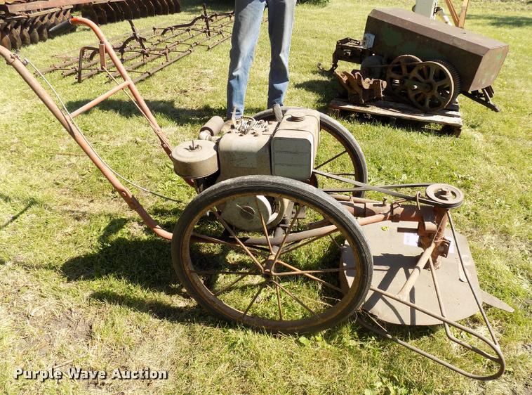 image for item DC4963 Bachtold mower