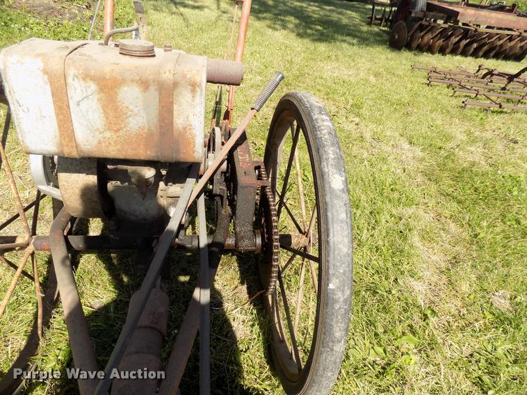 image for item DC4963 Bachtold mower