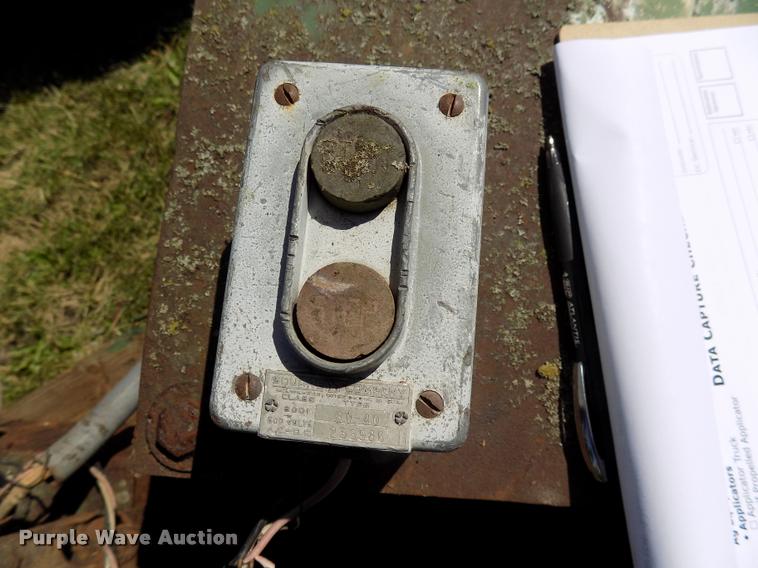 image for item DC4964 Badger barn cleaner