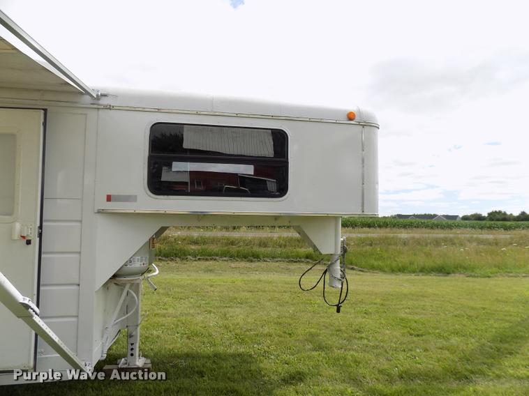 image for item DC4966 1991 WW livestock trailer