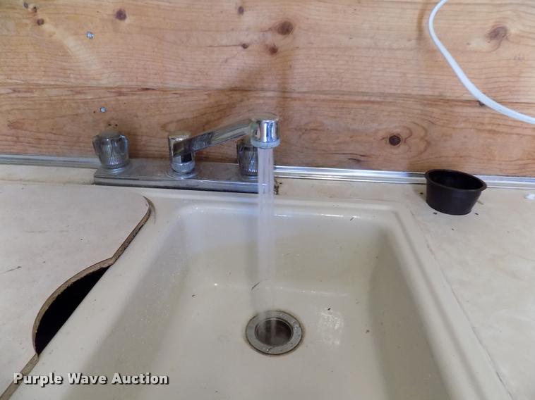 image for item DC4966 1991 WW livestock trailer