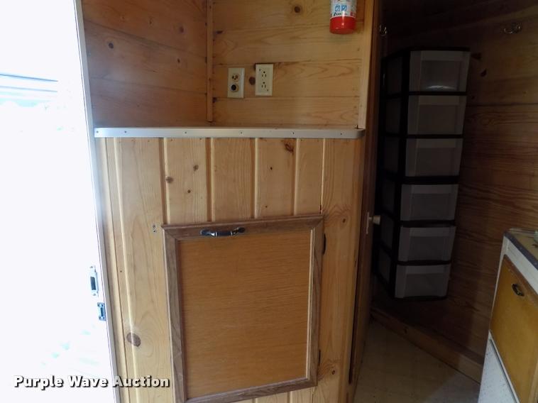 image for item DC4966 1991 WW livestock trailer