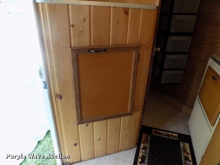 image for item DC4966 1991 WW livestock trailer