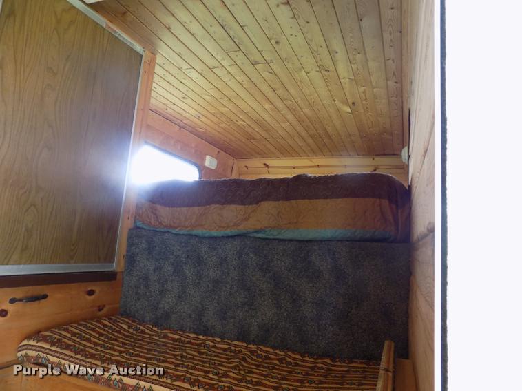 image for item DC4966 1991 WW livestock trailer