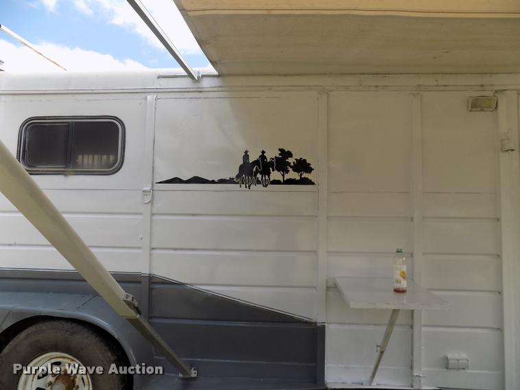 image for item DC4966 1991 WW livestock trailer
