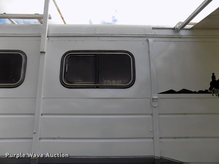 image for item DC4966 1991 WW livestock trailer