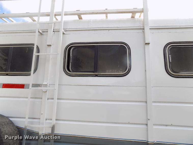 image for item DC4966 1991 WW livestock trailer