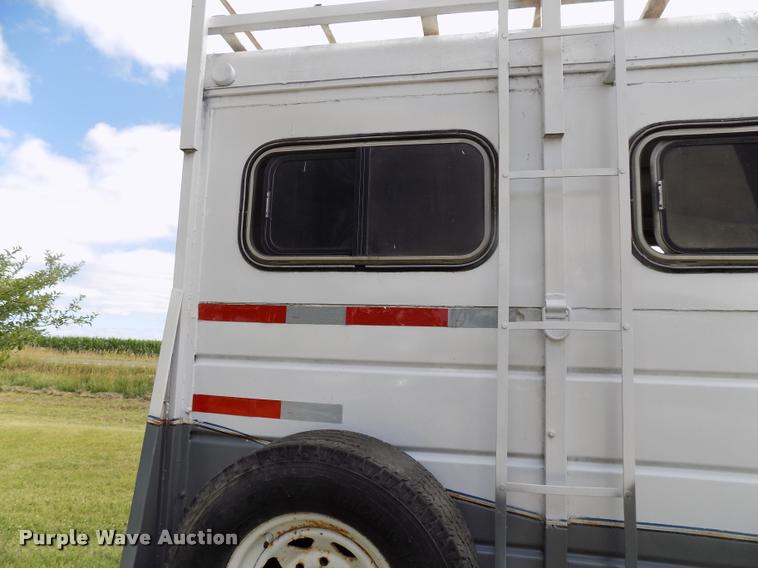 image for item DC4966 1991 WW livestock trailer