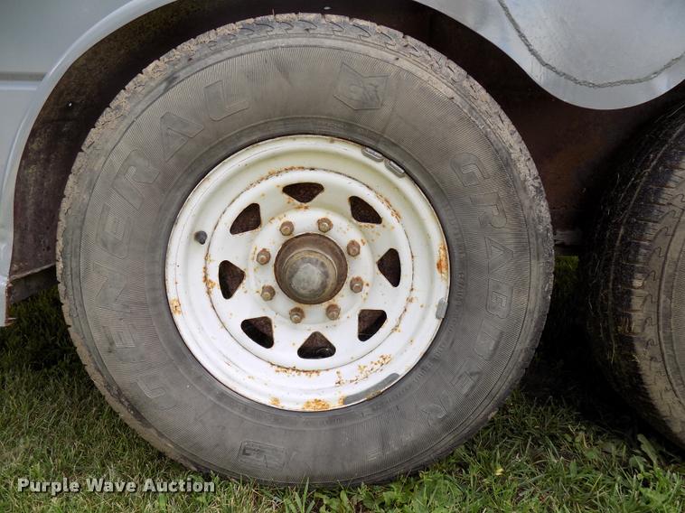 image for item DC4966 1991 WW livestock trailer