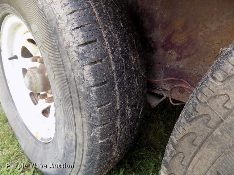 image for item DC4966 1991 WW livestock trailer