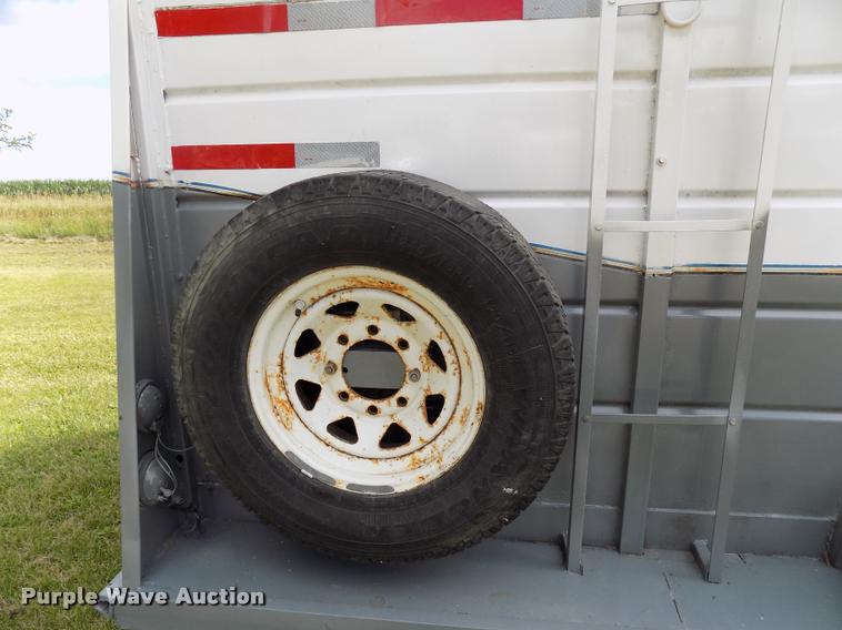 image for item DC4966 1991 WW livestock trailer