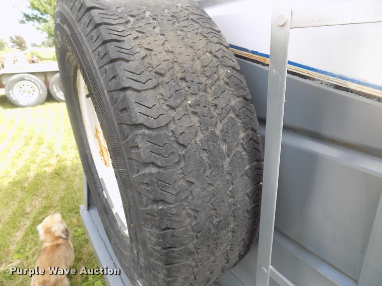 image for item DC4966 1991 WW livestock trailer