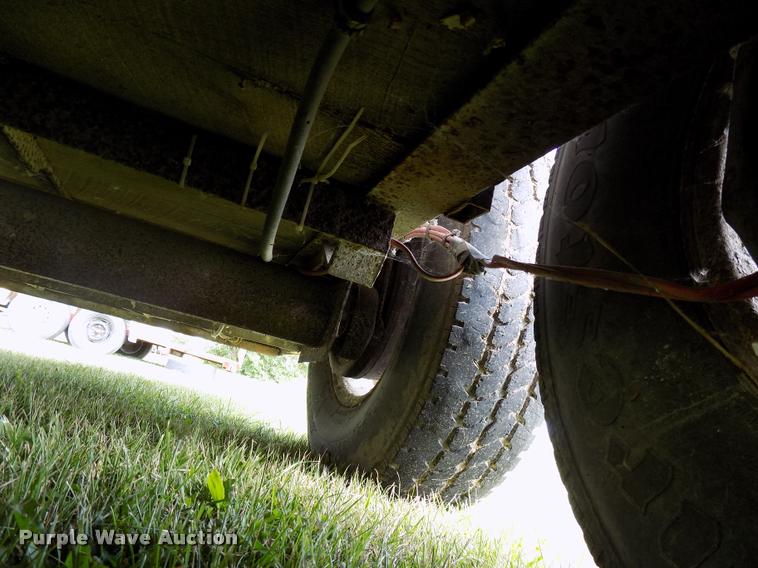 image for item DC4966 1991 WW livestock trailer