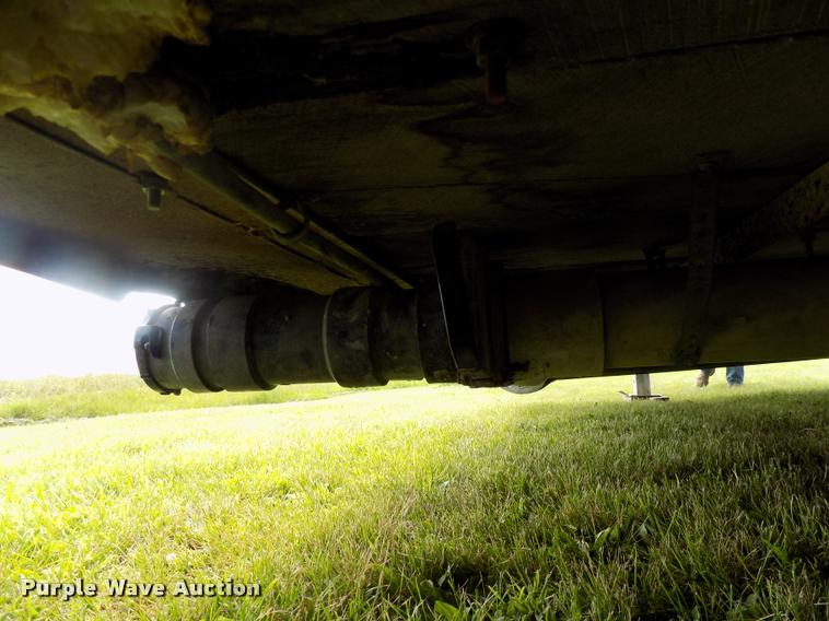 image for item DC4966 1991 WW livestock trailer