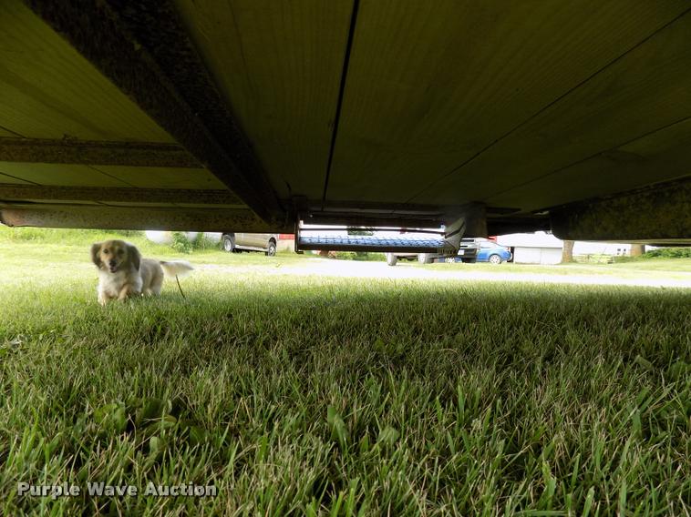 image for item DC4966 1991 WW livestock trailer