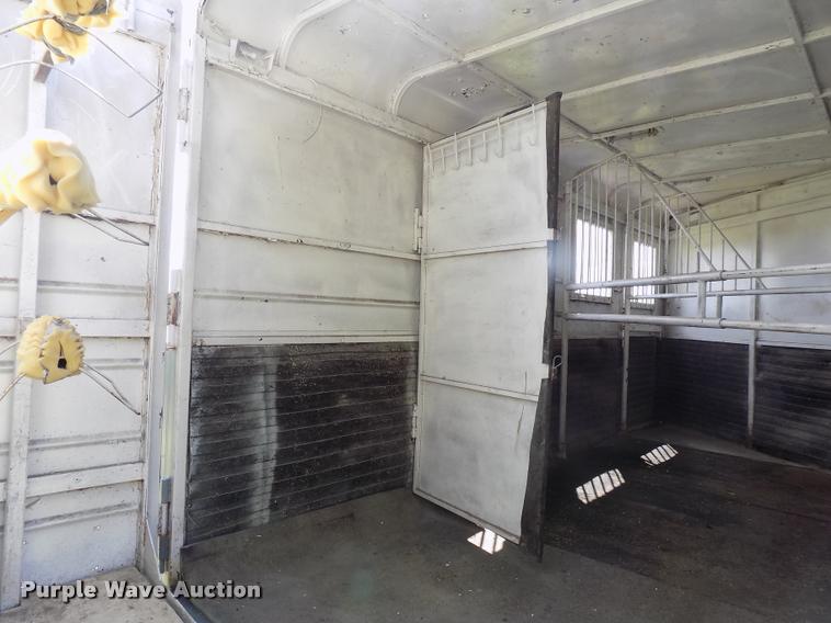 image for item DC4966 1991 WW livestock trailer