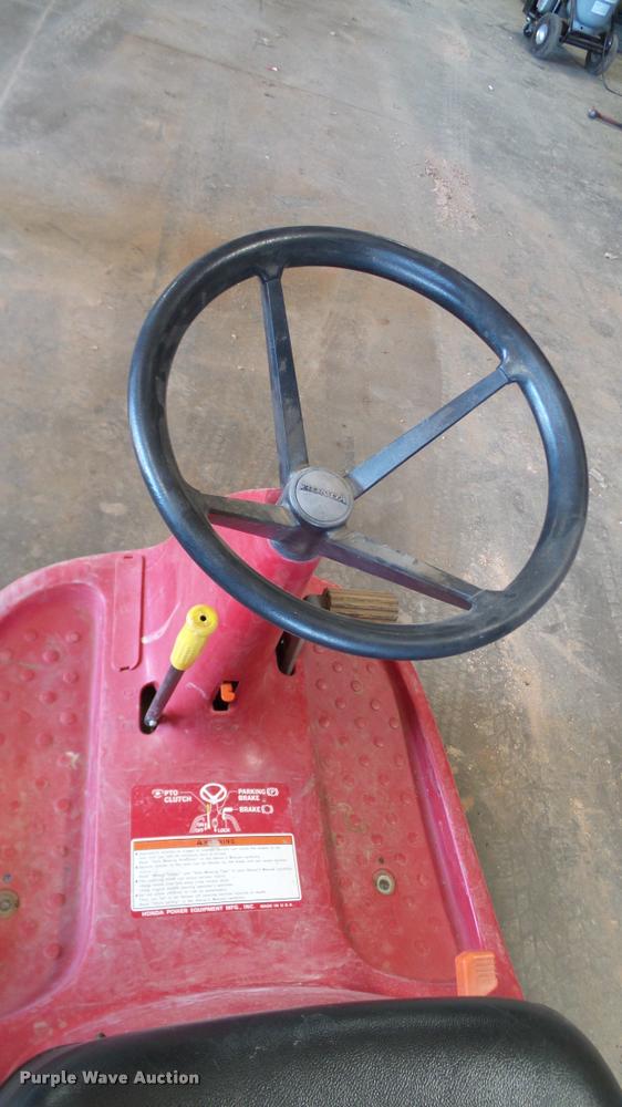 image for item DG9756 Honda Harmony 1011 lawn mower