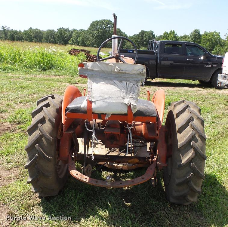 image for item DH9008 Allis Chalmers B tractor