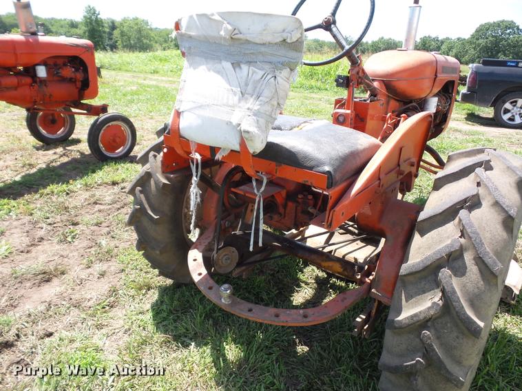image for item DH9008 Allis Chalmers B tractor