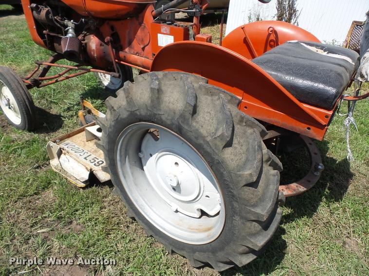 image for item DH9008 Allis Chalmers B tractor