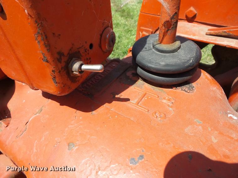 image for item DH9008 Allis Chalmers B tractor