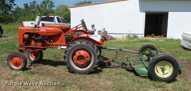 image for item DH9009 Allis Chalmers B tractor